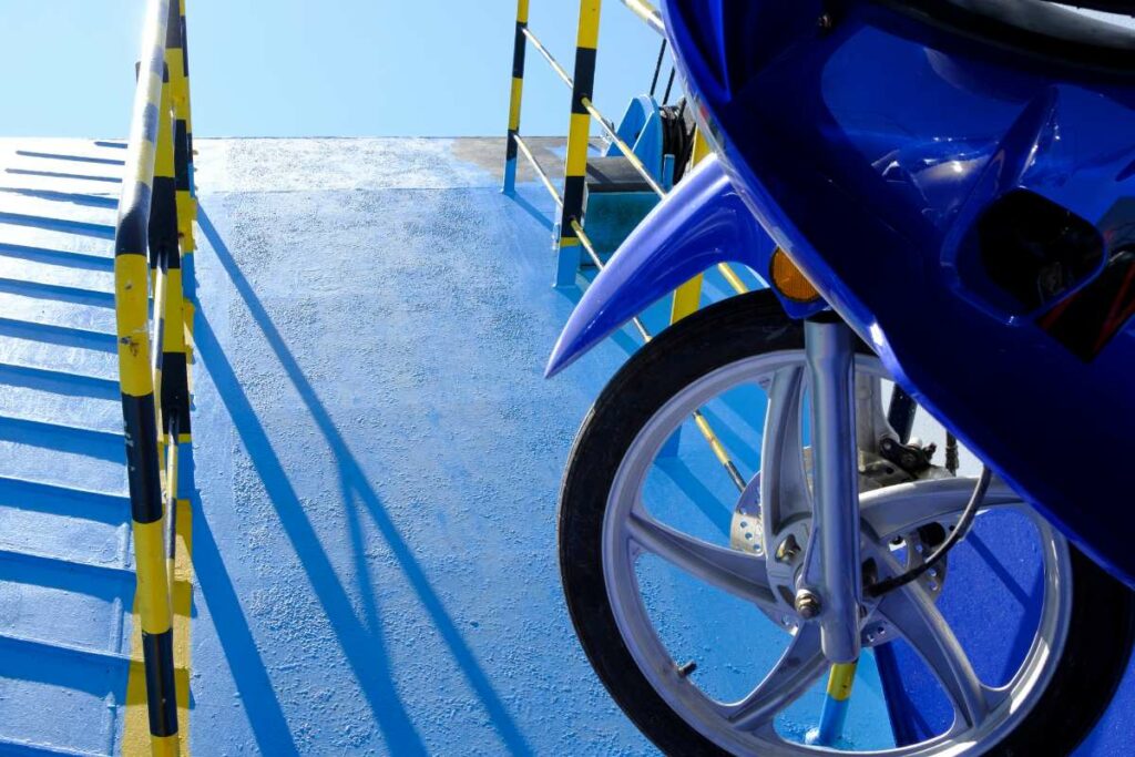 Traghetto moto Sardegna