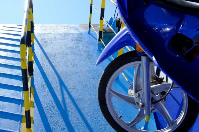 Traghetto moto Sardegna