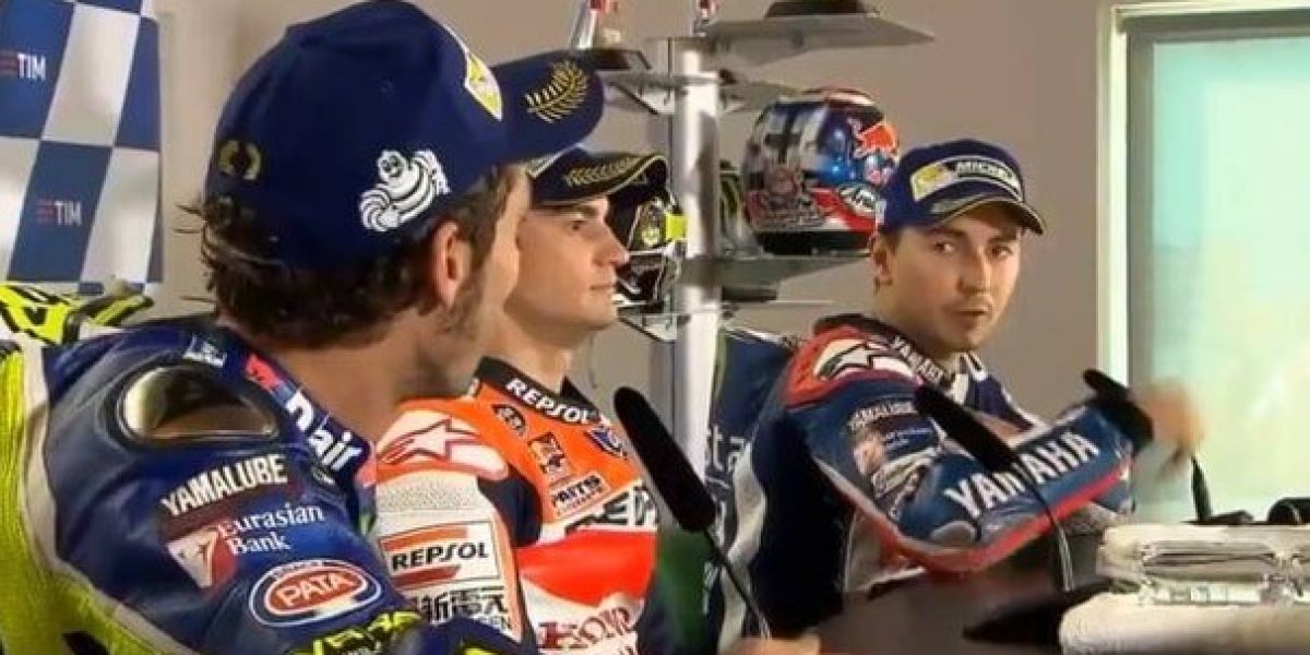 Battibecco Rossi-Lorenzo in conferenza stampa
